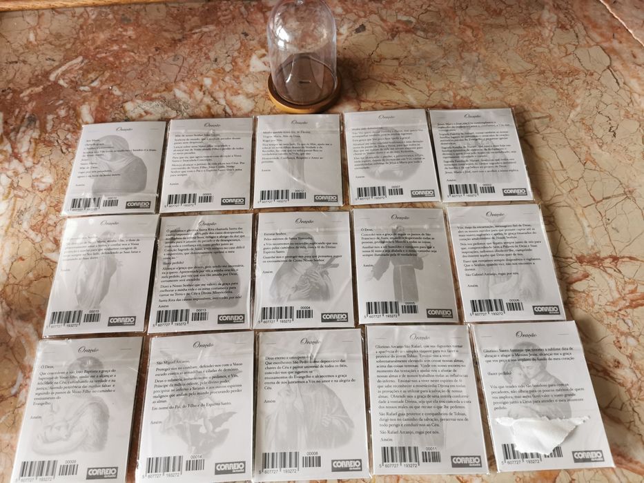 Coleção Altar dos Santos c/Campânula (Correio da Manhã)