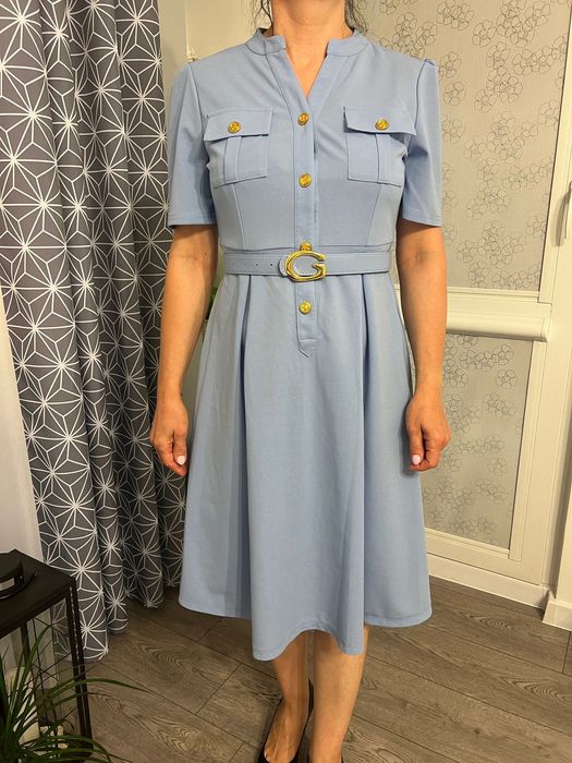 Elegancka sukienka do pracy