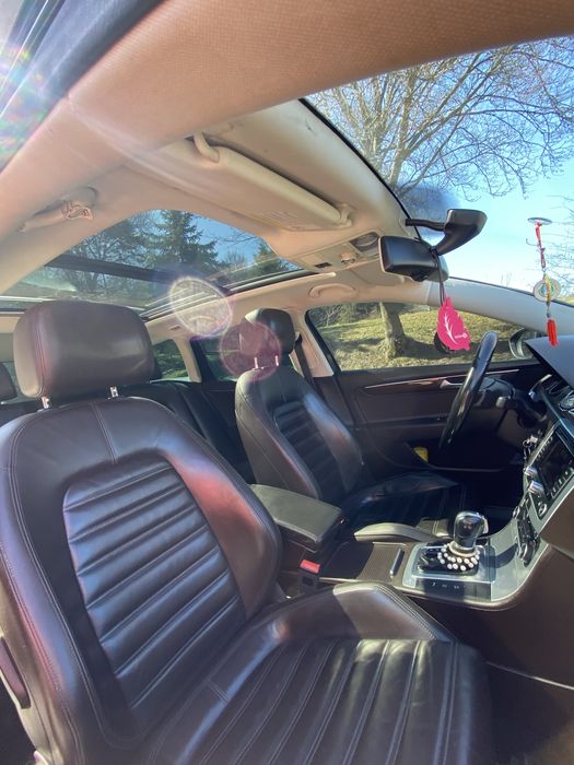 Volkswagen passat b7 2011 року