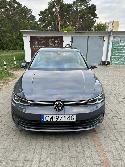 VW Golf 8, niski przebieg