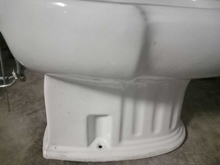 Bidé Sanitana com torneira