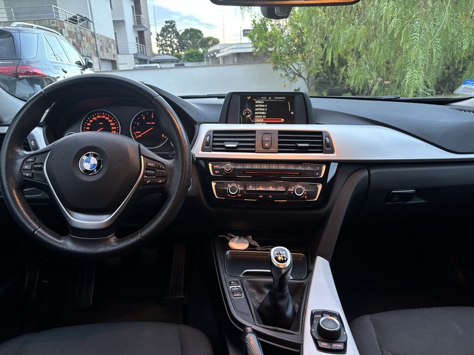 Bmw 318d Touring Nacional 2016/11