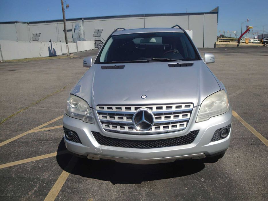 Mercedes-Benz M-Class ML 350 4MATIC      2011