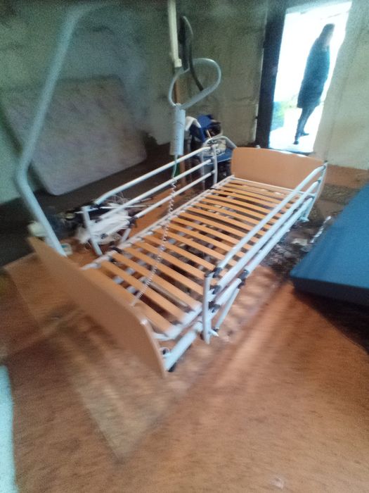 Cama articulada elétrica