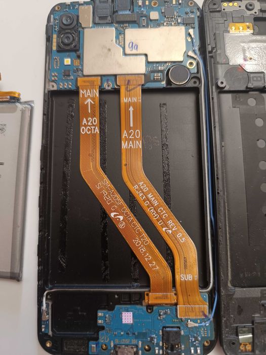 Samsung  А20     ( A 205 F)