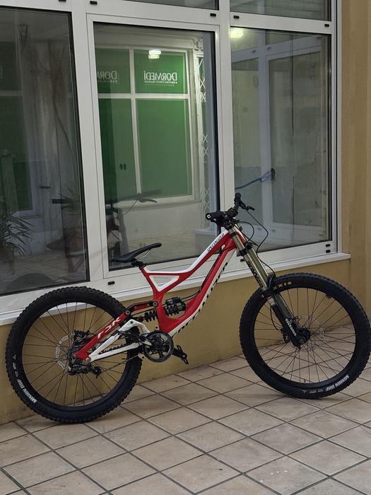 Specialized demo 8