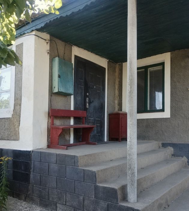 Продається будинок с.Прибужани