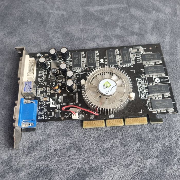 NVIDIA GeForce FX 5200 128MB DDR AGP 8X | SST-4020TV / P162