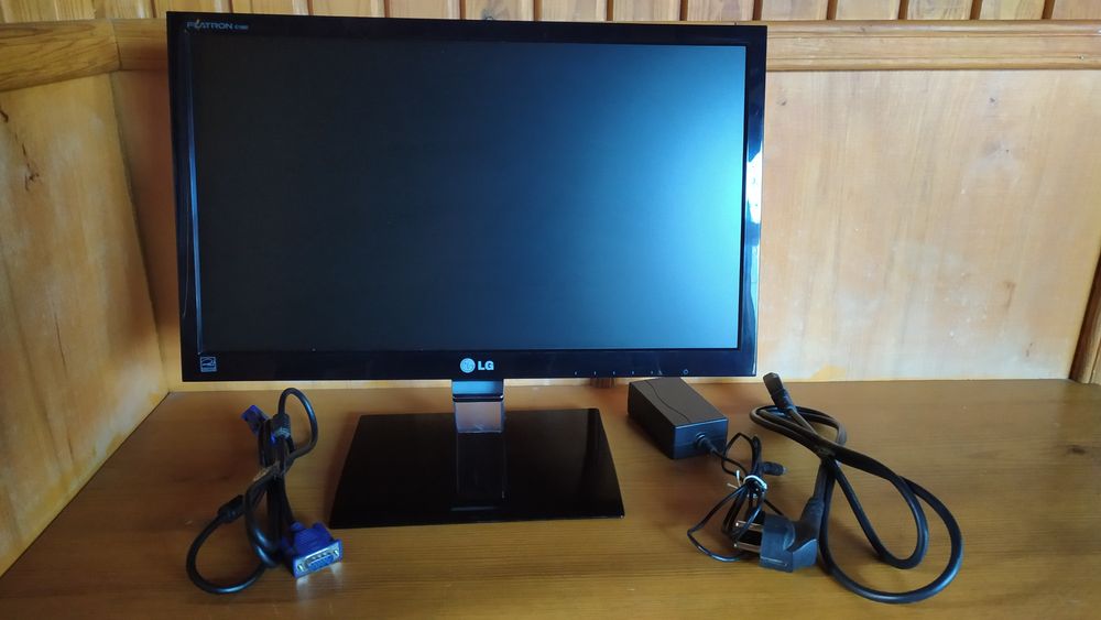 Монітор  LG flatron E1960S