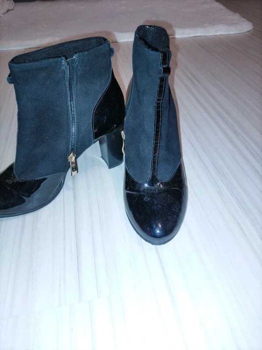 w stanie idealnym botki damskie rozm. 39 firmy Nessi