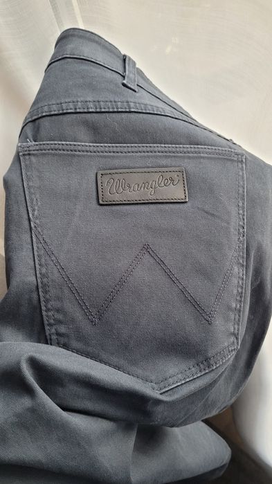 Wrangler Greensboro 803, 38x32