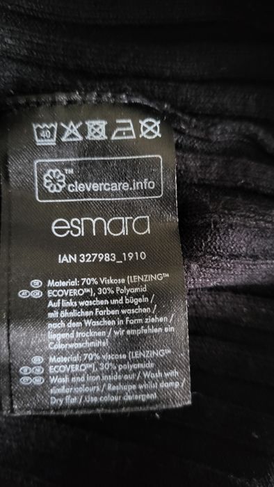 Czarna sukienka Esmara L 44/46 z wiskozą