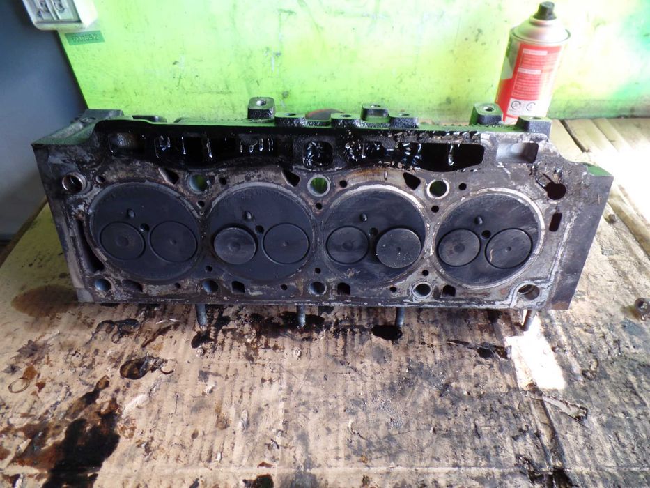 Kwi6 Głowica silnika + wałek renault scenic II 1.9dci wysyłka