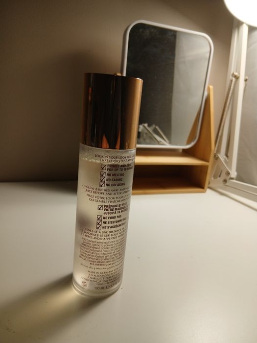 Fixing spray Charlotte Tilbury