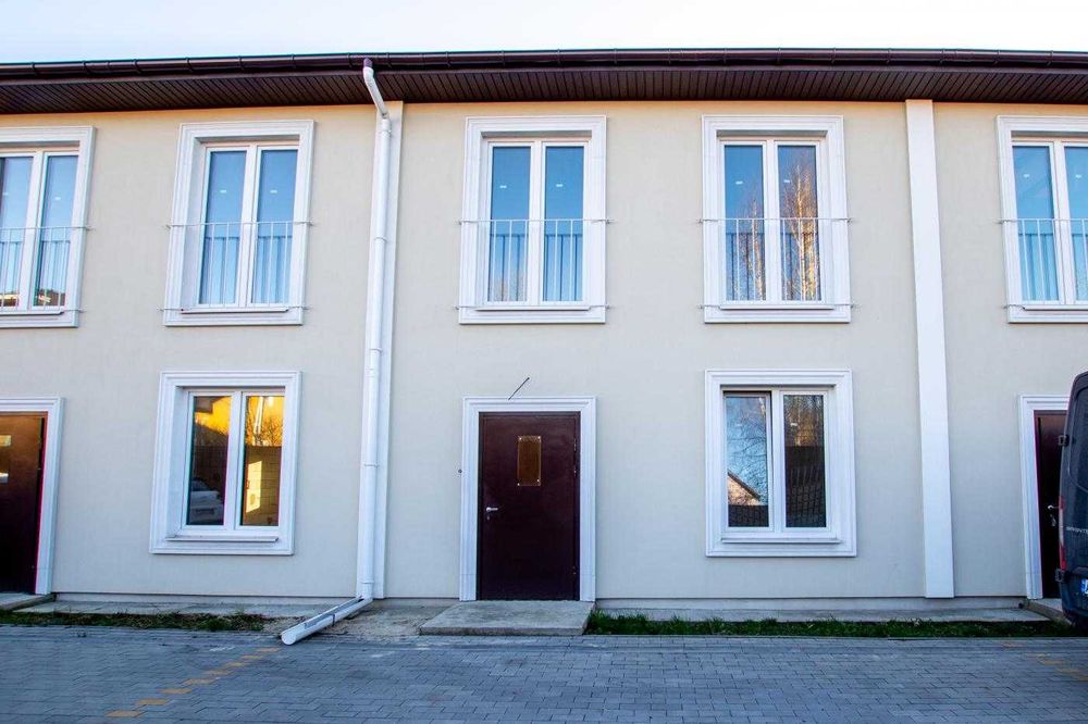 Таунхаус 107 кв.м. на стадії будівництва 1.5 сотки, Святопетрівське