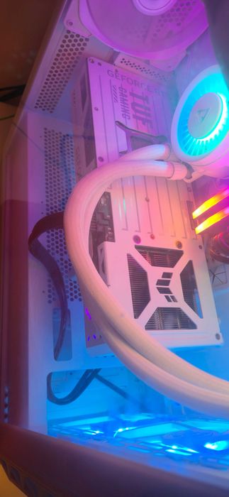 NVIDIA RTX 5070ti Asus Tuf Gaming