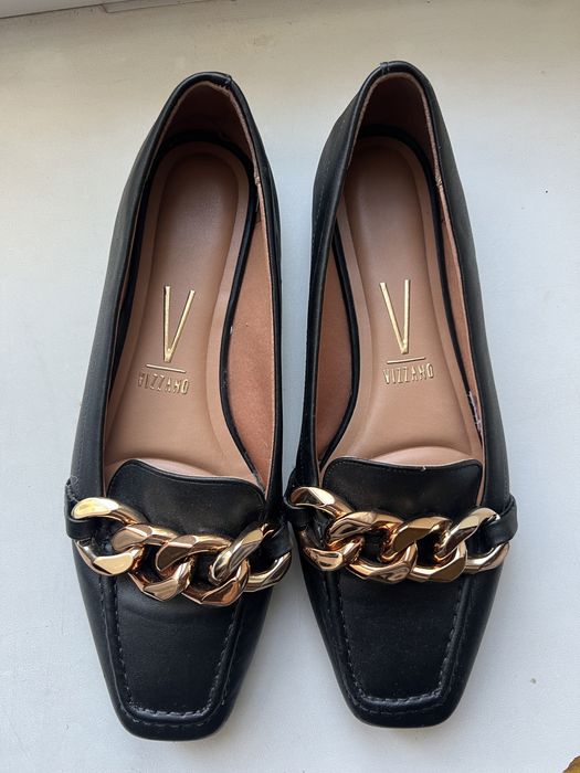 Класичні туфлі Vizzano 39.5