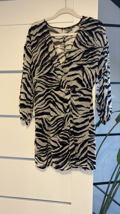 Sukienka mini Zara r. M