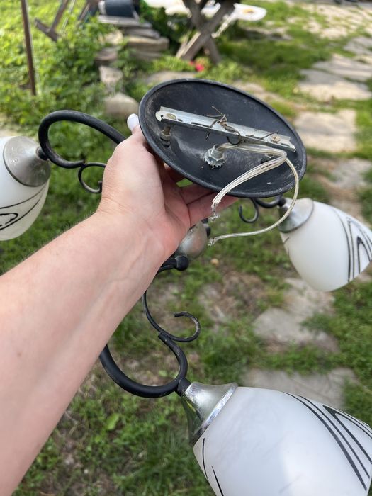 Потолочна люстра