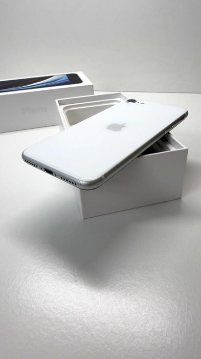 Apple iPhone SE 2 (2020)・128GB・Branco (Factura e Garantia)