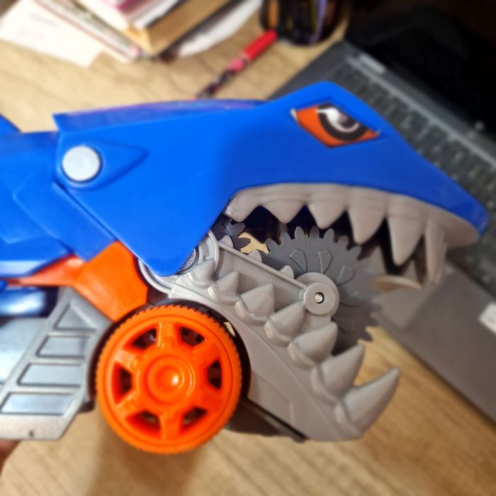 Машинка Hotwheels