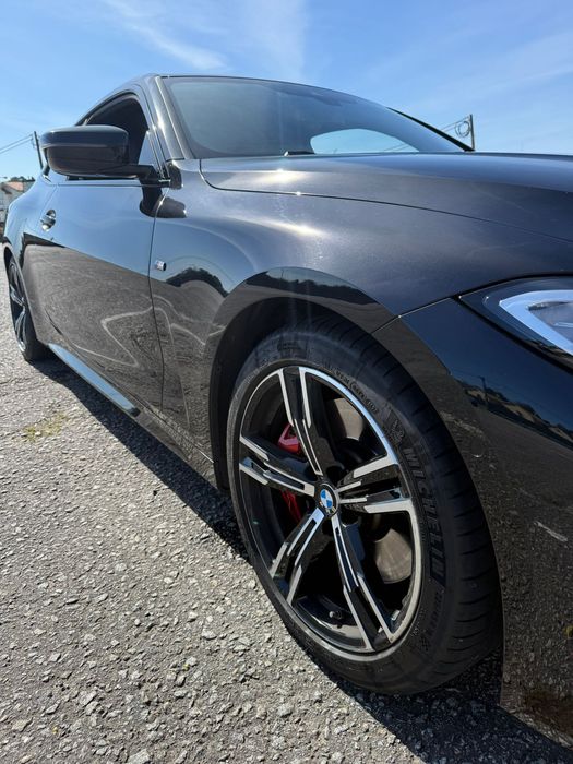 BMW 430i Coupé com Pack M