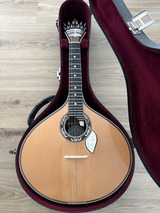 Guitarra Portuguesa de Lisboa - António Guerra 2003