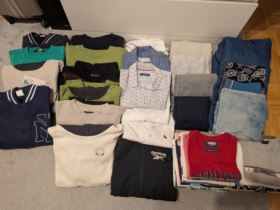 Duża paka ubrań  r. 128-134