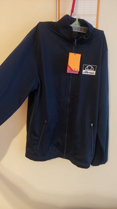 Bluza Elesse z metką Zalando M i L
