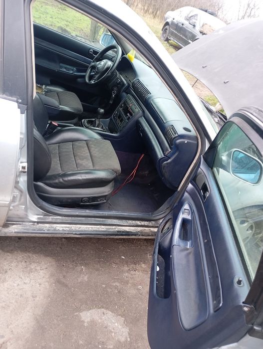 Продам ауді а4б6 кузові 1.9д бляха