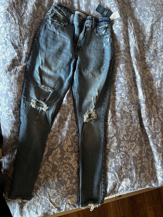 Nowe jeansy Abercrombie & Fitch