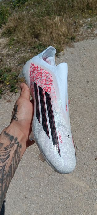 Chuteira Adidas n° 45