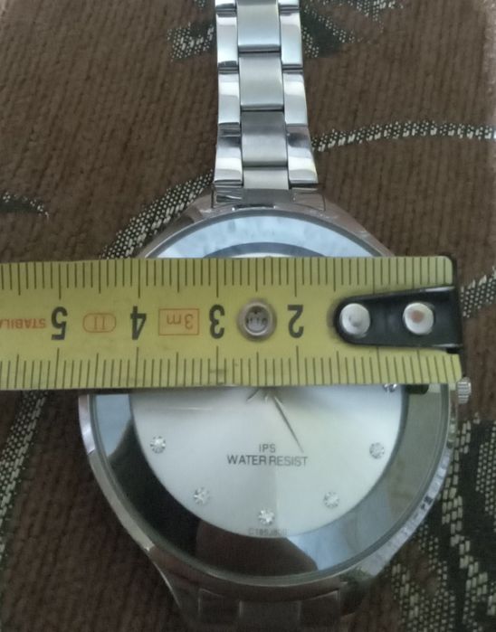 Часы женские 2 шт. "Q&Q WATER RESIST" и "J.D.DIANA QUARTZ"