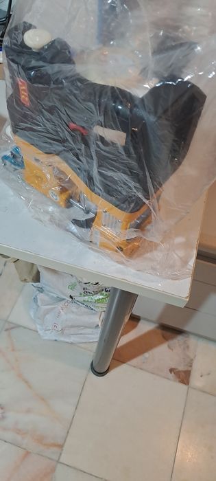 PROMOÇÃO.     Máquina  de Coser Sacos