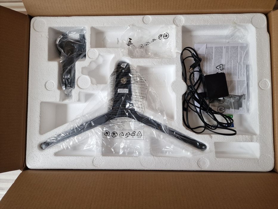 Samsung CR50 curved monitor , 27 cali , jak nowy