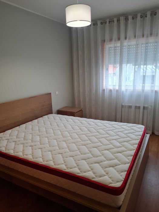 T2 para Arrendamento em Leça do Balio — 1.000 €/mês — Com Garagem