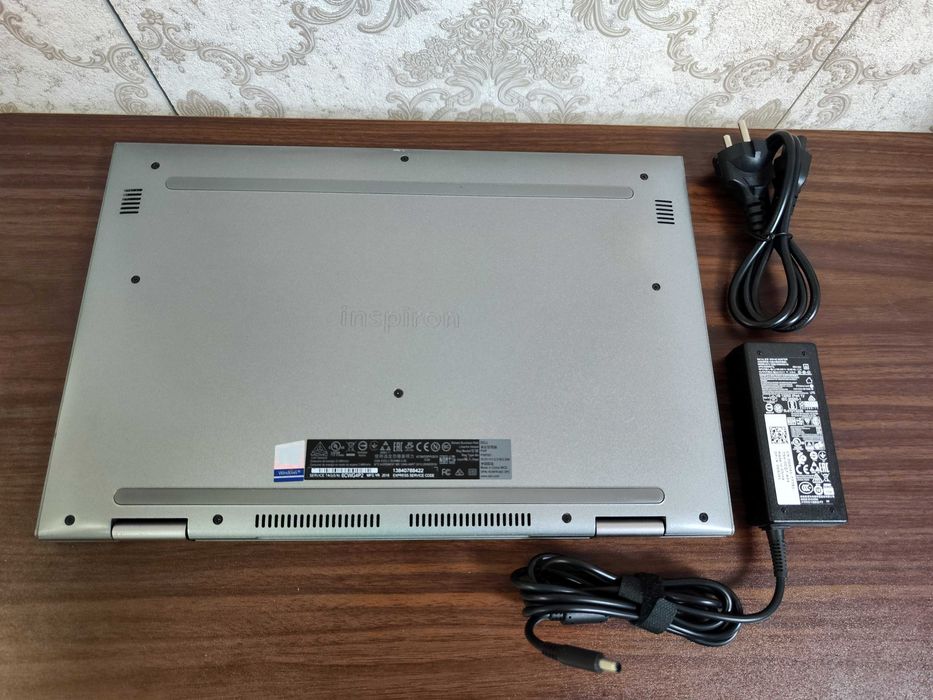 Dell Inspiron 5579 2-in-1/Dotykowy/ i5/12GB RAM/512GB/Nowa Bateria!