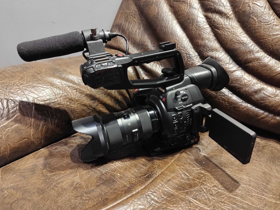 Kamera Canon C100 mark II+sigma 18-35.1.8