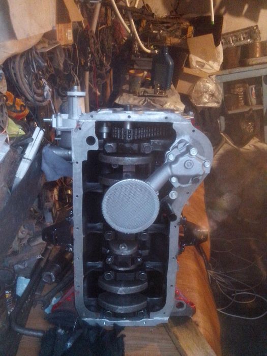 Продам двигатель ваз 2101 по запчастям