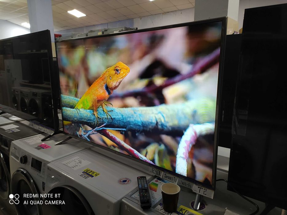 Телевизор SHARP LC65UI7252E б.у из Германии.