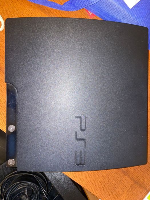 Sony PS3 com 2 comandos