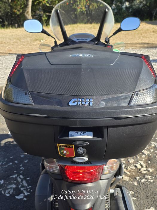 Honda SH300i possível troca por + cilindrada (reservada até sábado dia 5)