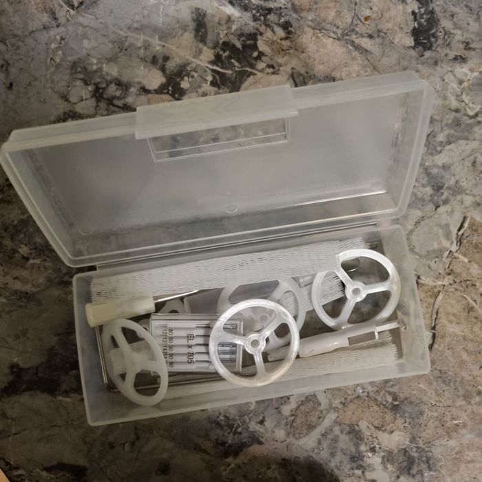 Продаю В отличном состоянии Коверлок Leader VS 390 D