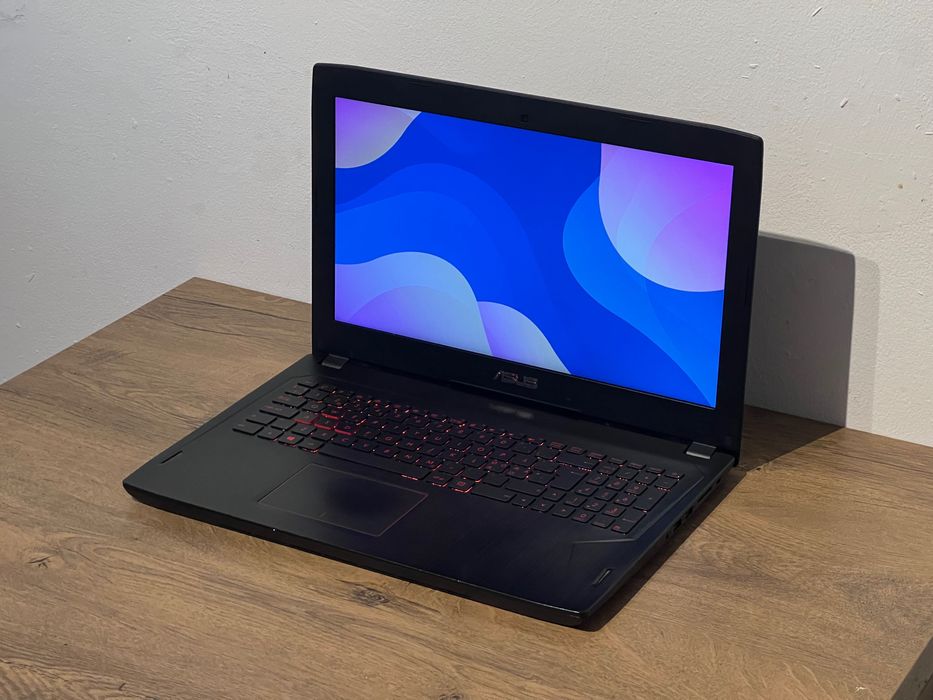 ASUS Gamingowy Laptop GTX 1060 16GB RAM 1TB