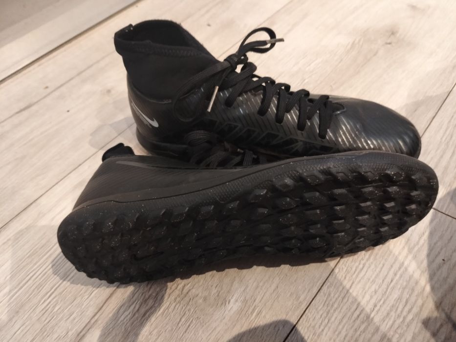 Turfy Nike Mercurial