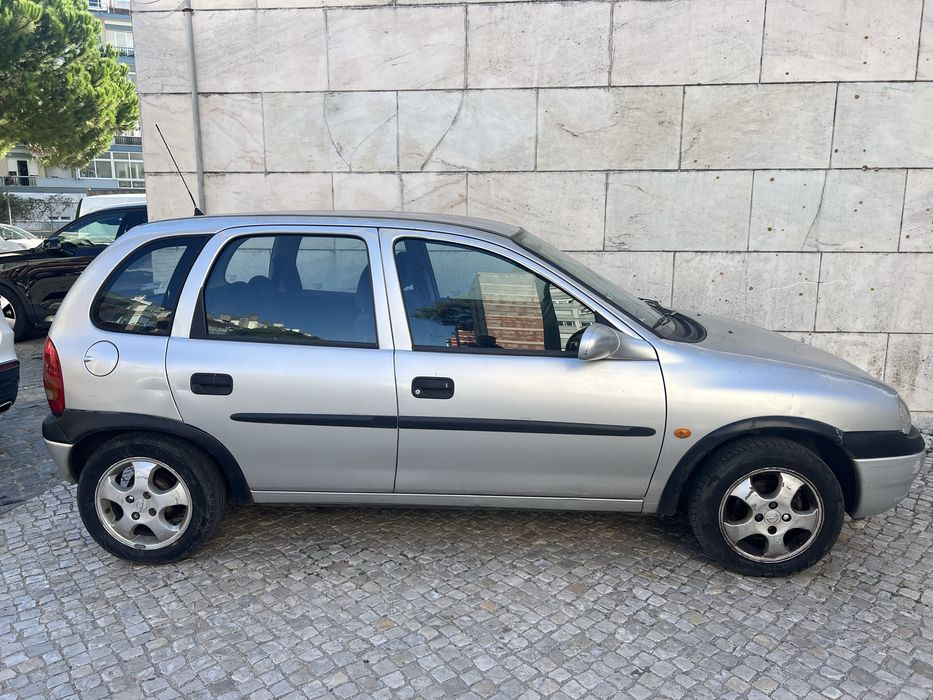 Opel corsa 1.2 -2000