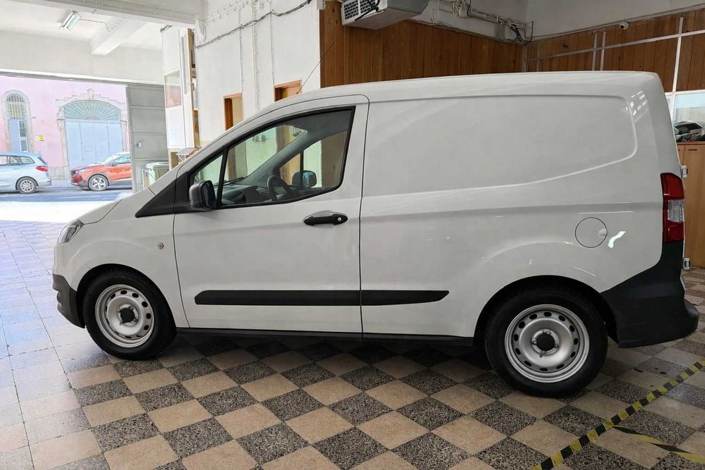 Ford Transit Courier 1.5 TDCi – 12/2016 – 99.500 km