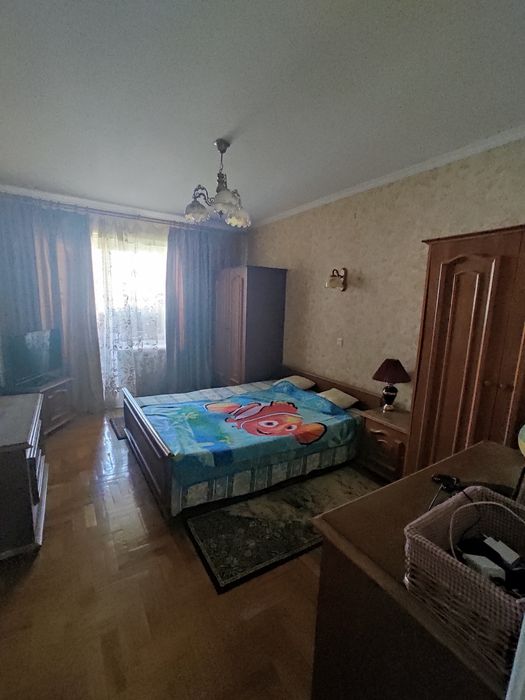 2х вул. Драгоманова 44а м. Позняки 5хв.пішки
