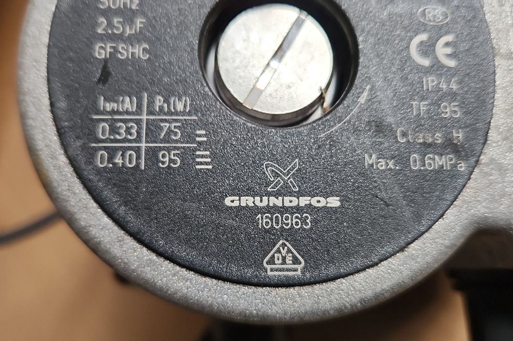 pompa grundfos ups 25-60  mm180