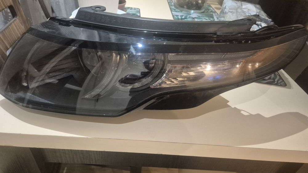 Lampa przednia range rover evoque przyciemniana wersja USA